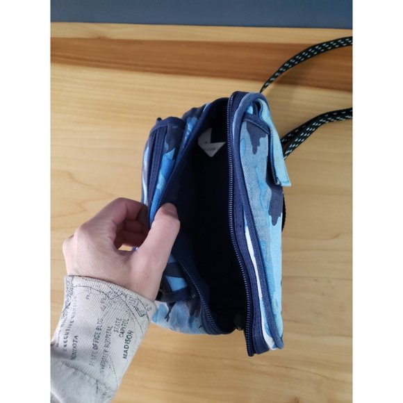 Y2K Blue Camo Shoulder Bag - Picture 3 of 3